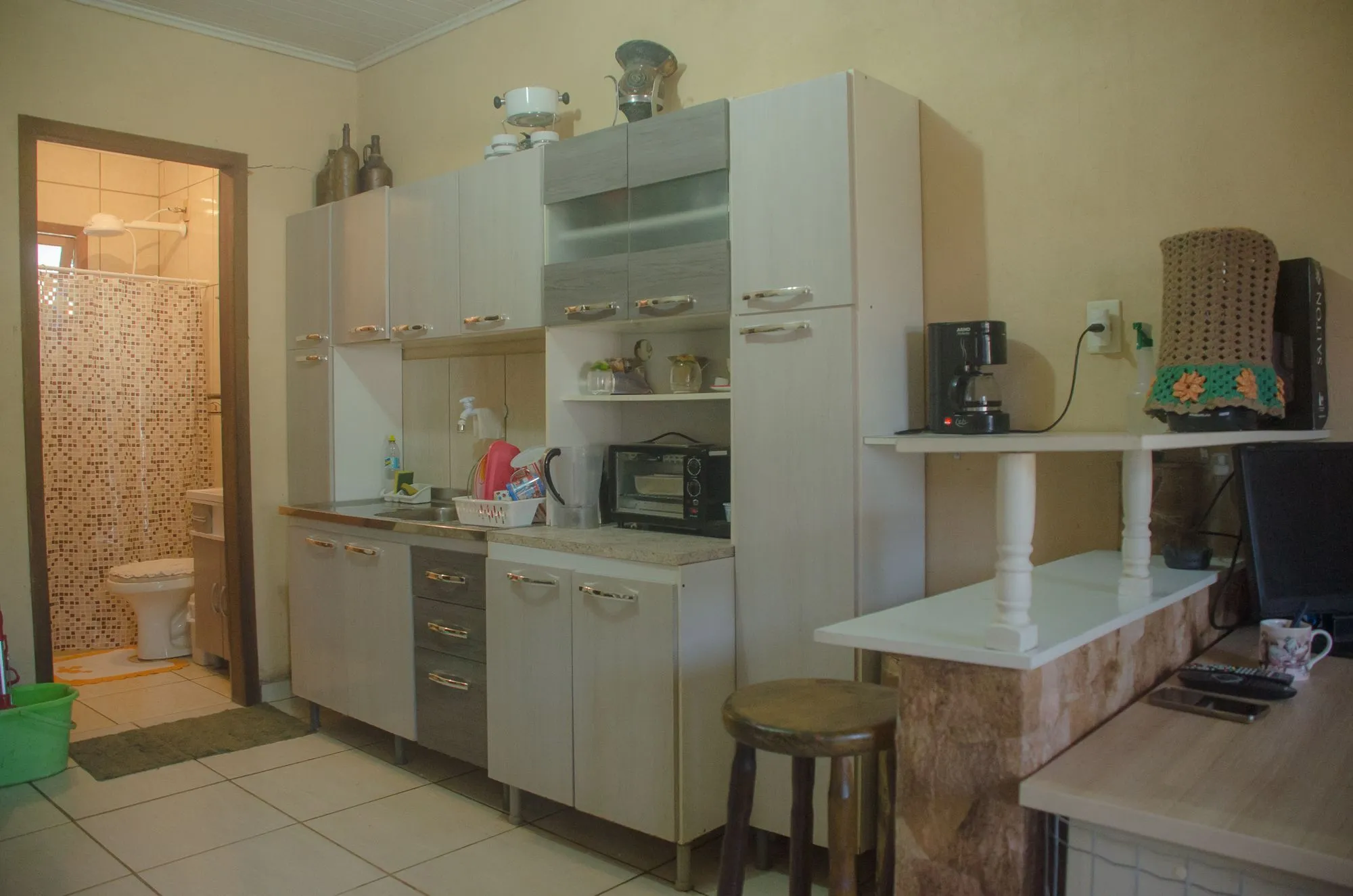 Imagem Oportunidade- Terreno com 300m² com duas casas!!!