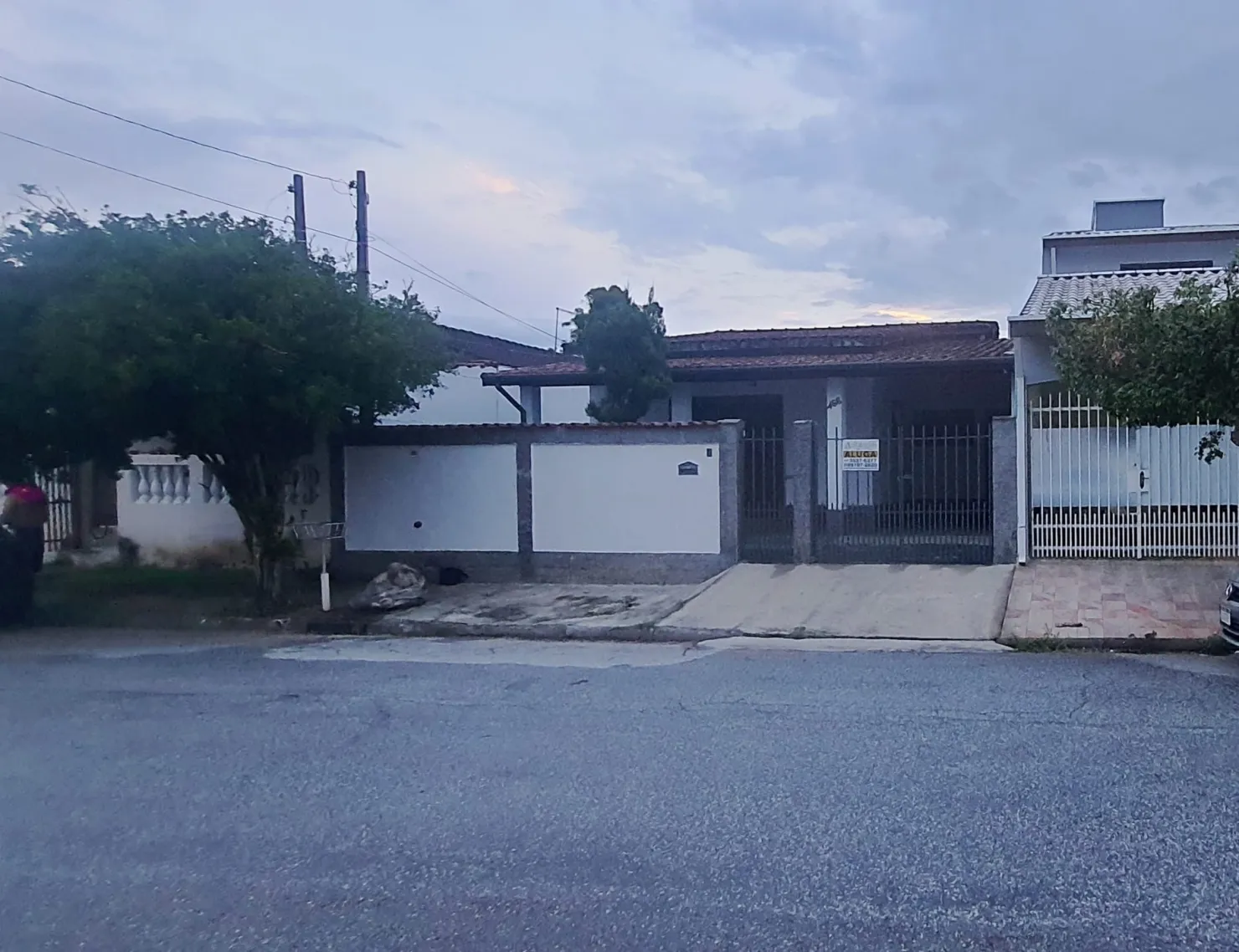 Foto do imóvel Casa para Venda 4 Quartos, 1 Suite, 2 Vagas, Loteamento Residencial Andrade, Pindamonhangaba - SP