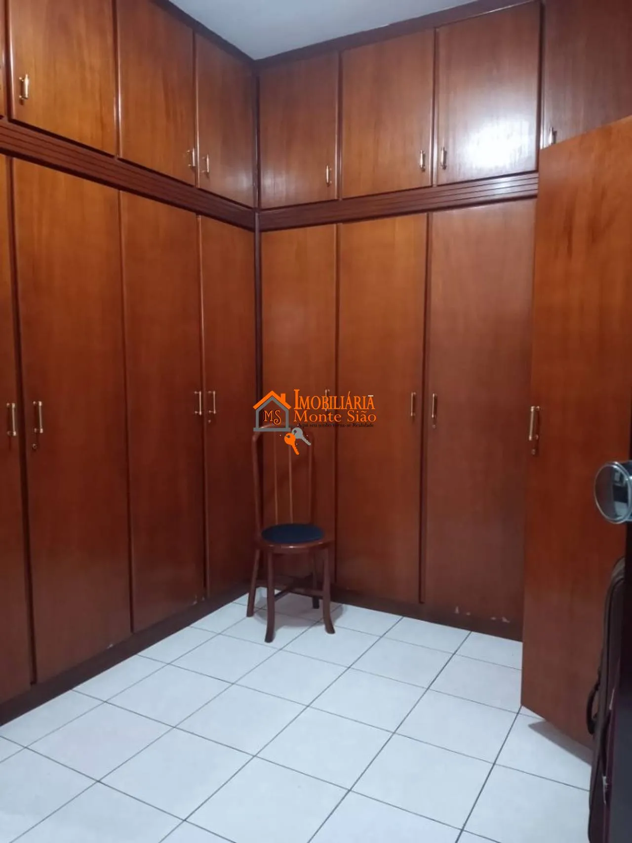 Imagem Sobrado com 3 dormitórios à venda, 256 m² por R$ 1.200.000,00 - Vila Augusta - Guarulhos/SP