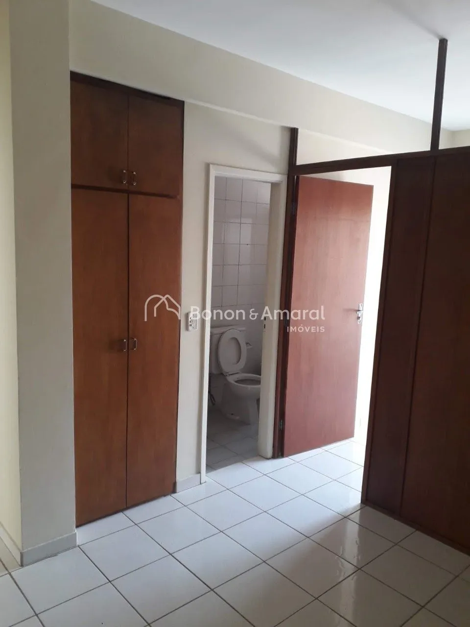 Imagem Apartamento no Edifício Inaira - Conforto e Praticidade em um Só Lugar