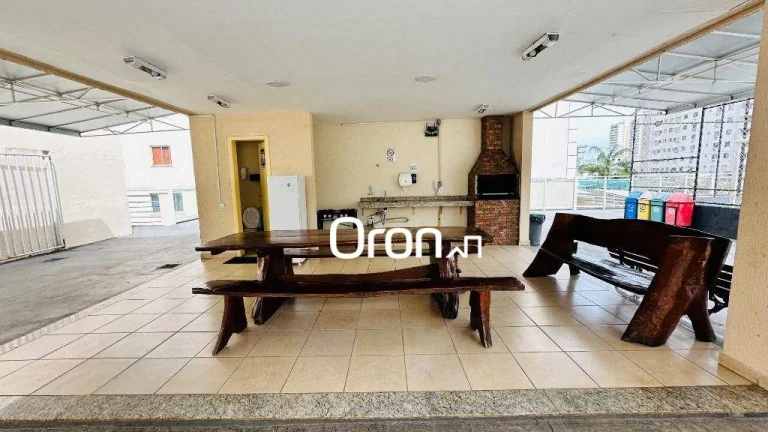 Imagem Apartamento com 2 dormitórios à venda, 52 m² por R$ 220.000,00 - Setor Negrão de Lima - Goiânia/GO