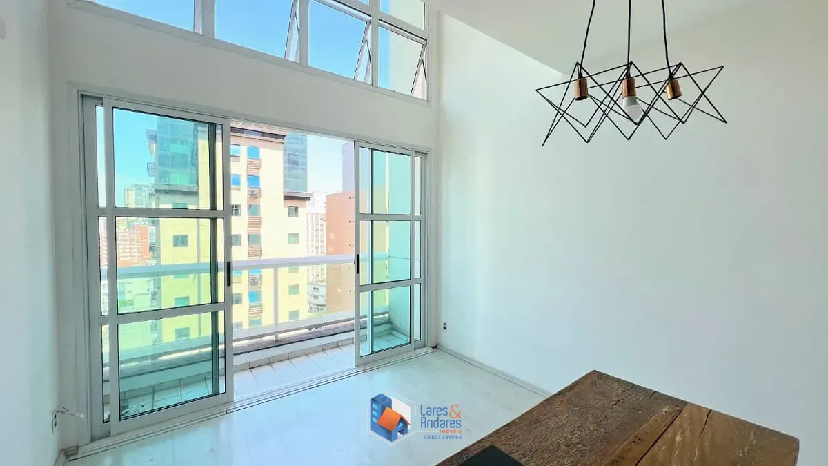 Imagem Duplex para venda e locação em Indianópolis com 1 quarto, sendo 1 suíte, 45m²