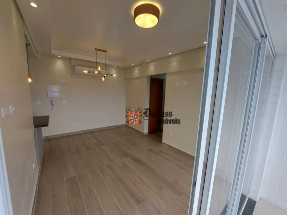 Imagem Apartamento com 2 dormitórios à venda, 67 m² por R$ 590.000 - Macuco - Santos/SP