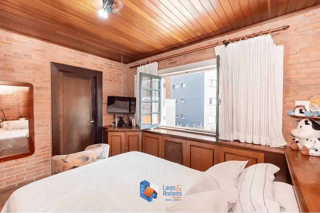 Imagem Casa à venda 4 Quartos 1 Suite 4 Vagas 350M² Vila Guarani (Z Sul) São Paulo - SP