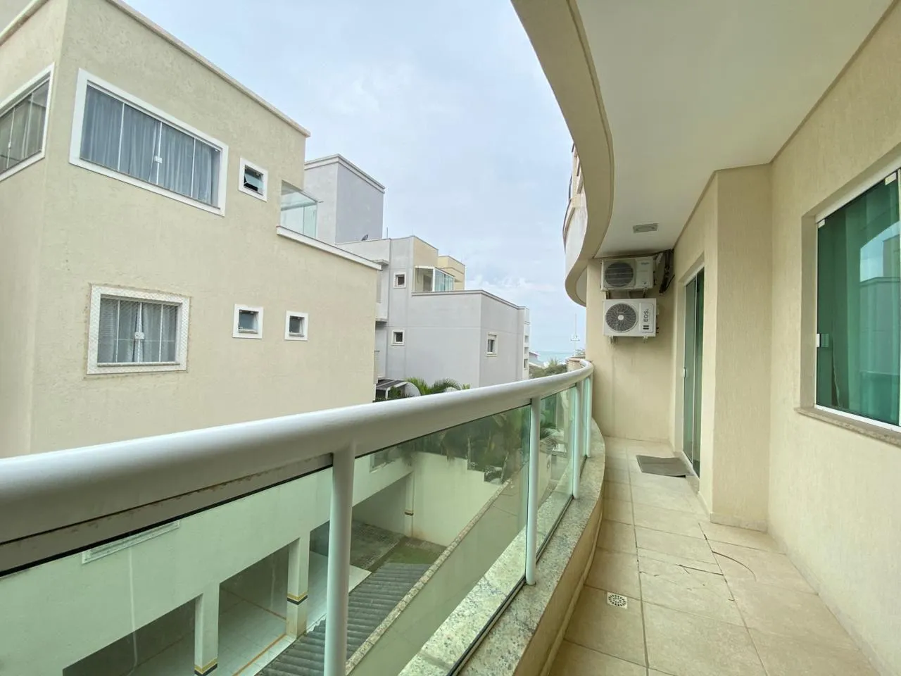 Imagem Apartamento com vista para o mar à venda com 138m2 por R$ 1.800.000,00