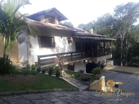 Imagem Casa para Venda em Teresópolis / RJ no bairro Parque do Imbui