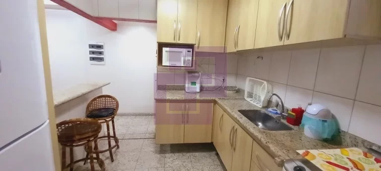 Imagem Pitangueiras, locação anual, pacote! Localizado a 100 mts do mar.