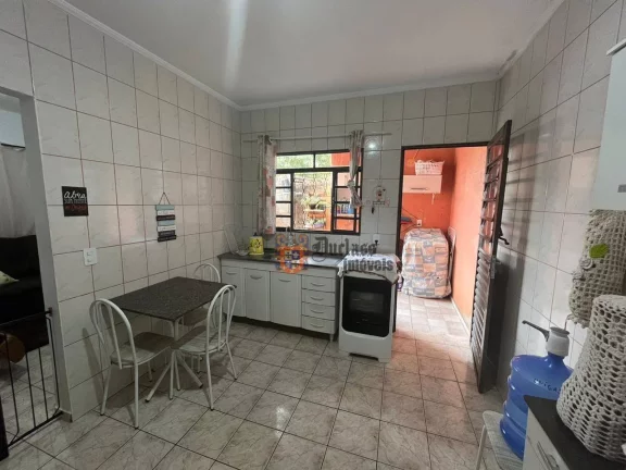 Imagem OPORTUNIDADE DE CASA EM REGIÃO COMERCIAL EM BRAGANÇA PAULISTA