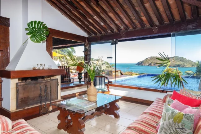 Imagem Casa Frente Mar para Temporada em Armação dos Búzios / RJ no bairro Ferradura
