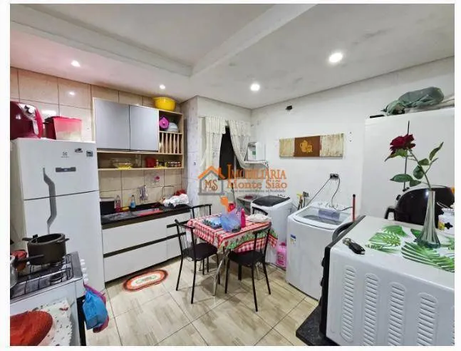 Imagem Sobrado com 8 dormitórios à venda, 400 m² por R$ 635.000,00 - Jardim Adriana - Guarulhos/SP