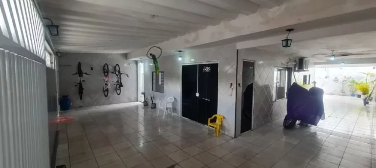 Imagem EXCELENTE CASA NA MIRIM COM 3 DORMITÓRIOS 8 VAGAS!!!