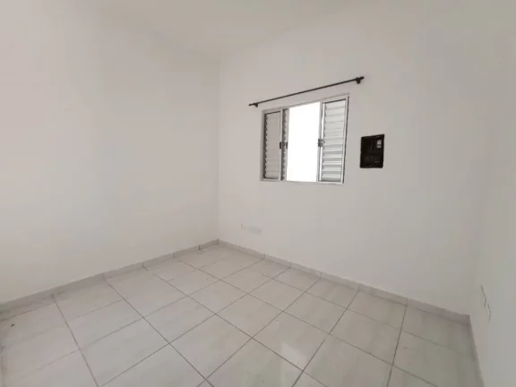Imagem Oportunidade única! Casa com 2 quartos, totalmente reformada, em bairro nobre, perto de tudo que você precisa. Não perca essa chance! á venda na Imobiliaria Consulte Imoveis.