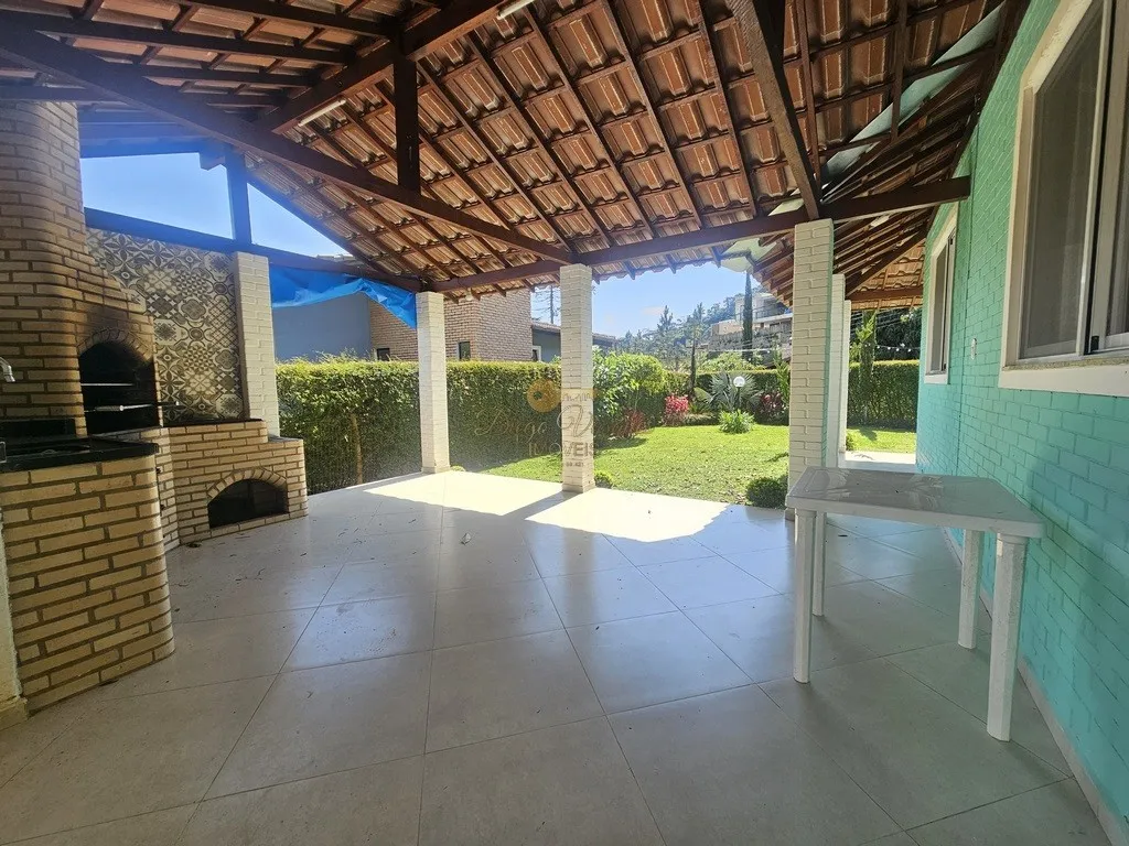 Imagem Casa em Condomínio para Venda em Teresópolis / RJ no bairro Vargem Grande