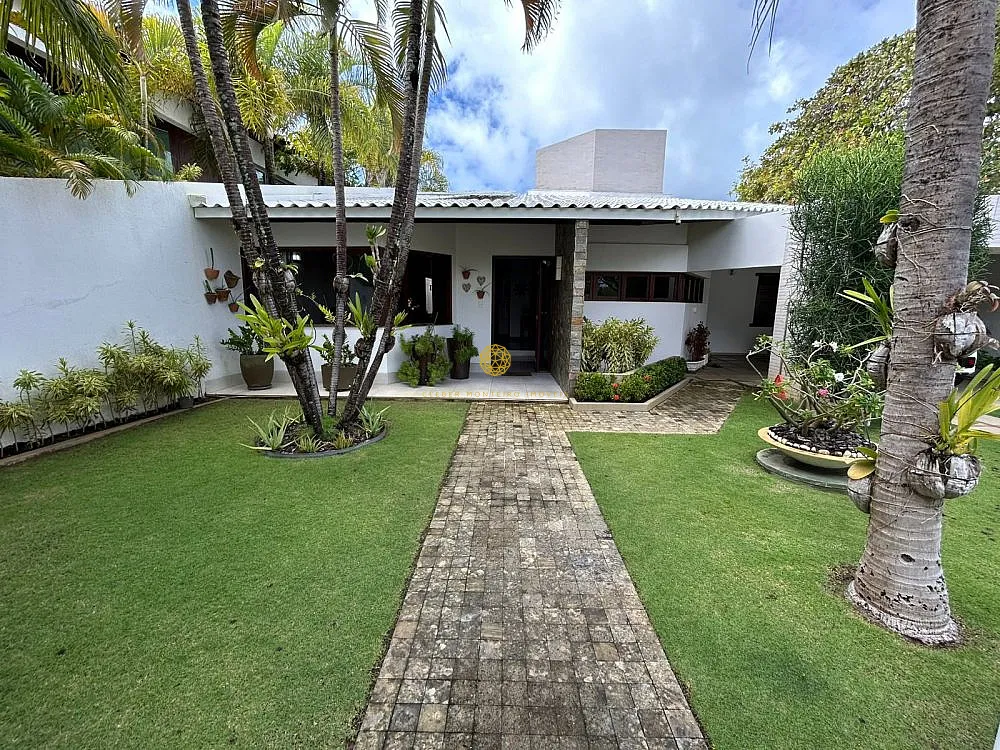 Imagem Casa em Guarajuba, 8 quartos com piscina, perto da praia