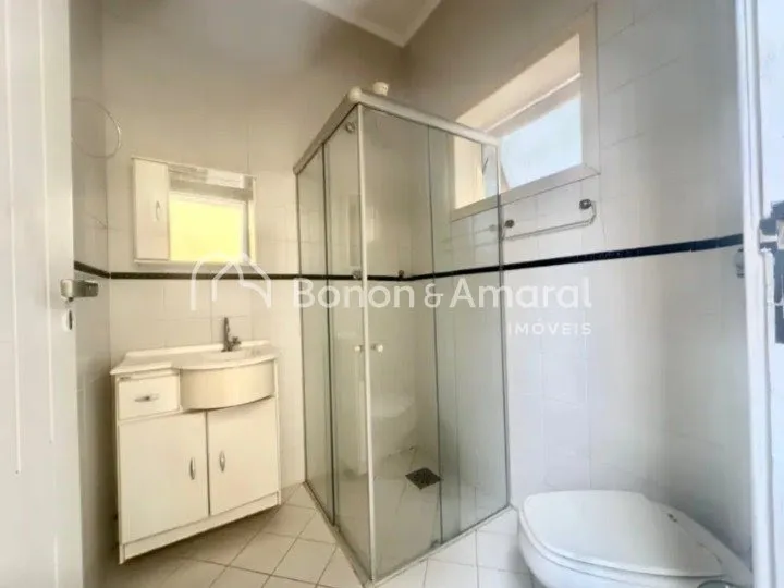 Imagem Casa à venda com 4 suítes, 392 m² no San Conrado