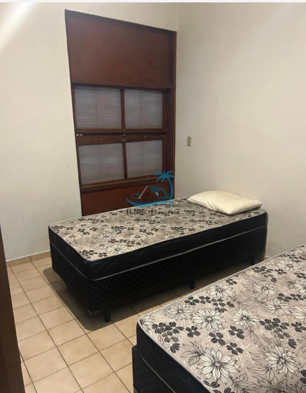 Imagem Casa alto padrão com 550m² de área construída a venda na Praia do Lazaro em Ubatuba.