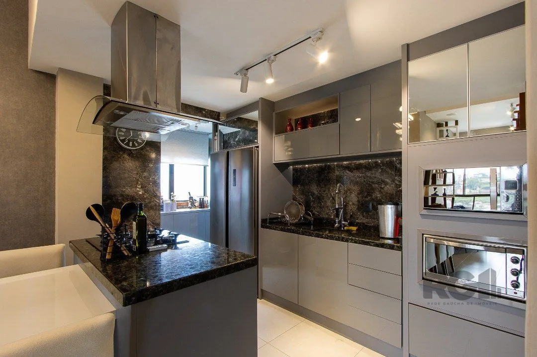 Imagem Cobertura para Venda - 209m², 3 dormitórios, sendo 1 suites, 2 vagas - Bela Vista