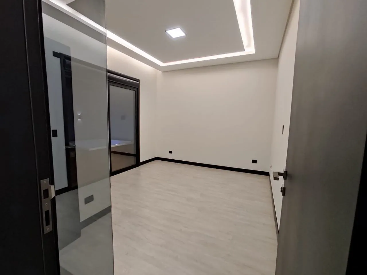 Imagem Casa 240m Umuarama-PR 150