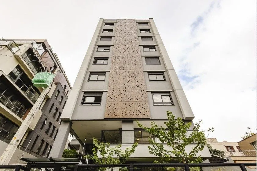 Imagem Excelente Apartamento semimobiliado de 71 m² privativos no Bairro Petrópolis.