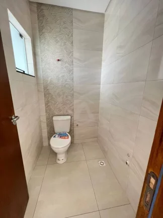 Imagem SOBRADO NOVO, 3 QUARTOS SENDO 1 SUÍTE, ITAPEMA DO NORTE