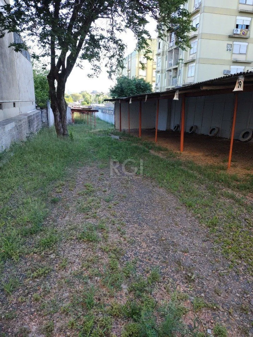 Imagem Terreno em Cristal