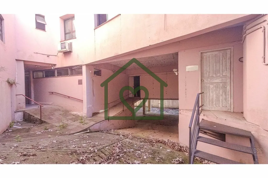 Imagem Valor imperdível: de R$ 4.900.000,00 por R$ 3.600.000,00.

Imóvel multifuncional com 1614m² de te...