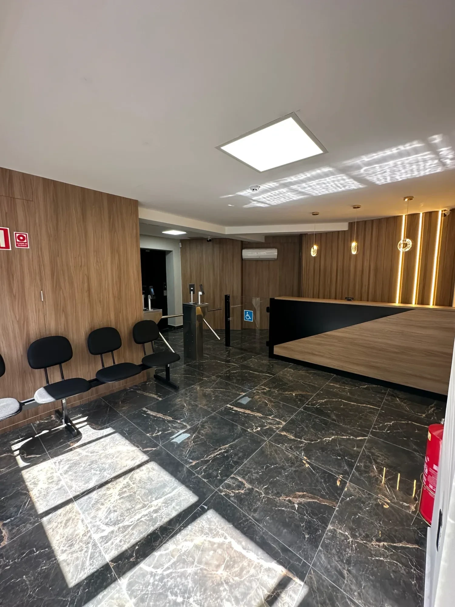 Imagem Sala Comercial para Alugar, 31 m² em Parque Jaçatuba - Santo André