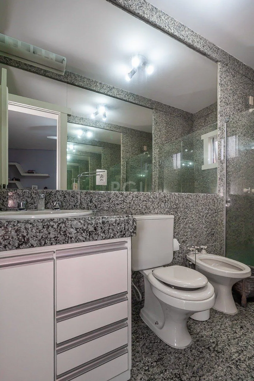 Imagem Casa de Condomínio em Santa Tereza
