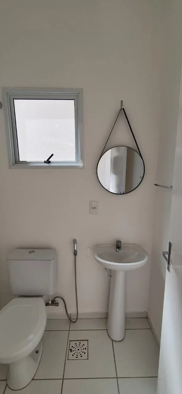 Imagem Sobrado 3 Quartos sendo 1 Suite em Condomínio Village do Bosque
