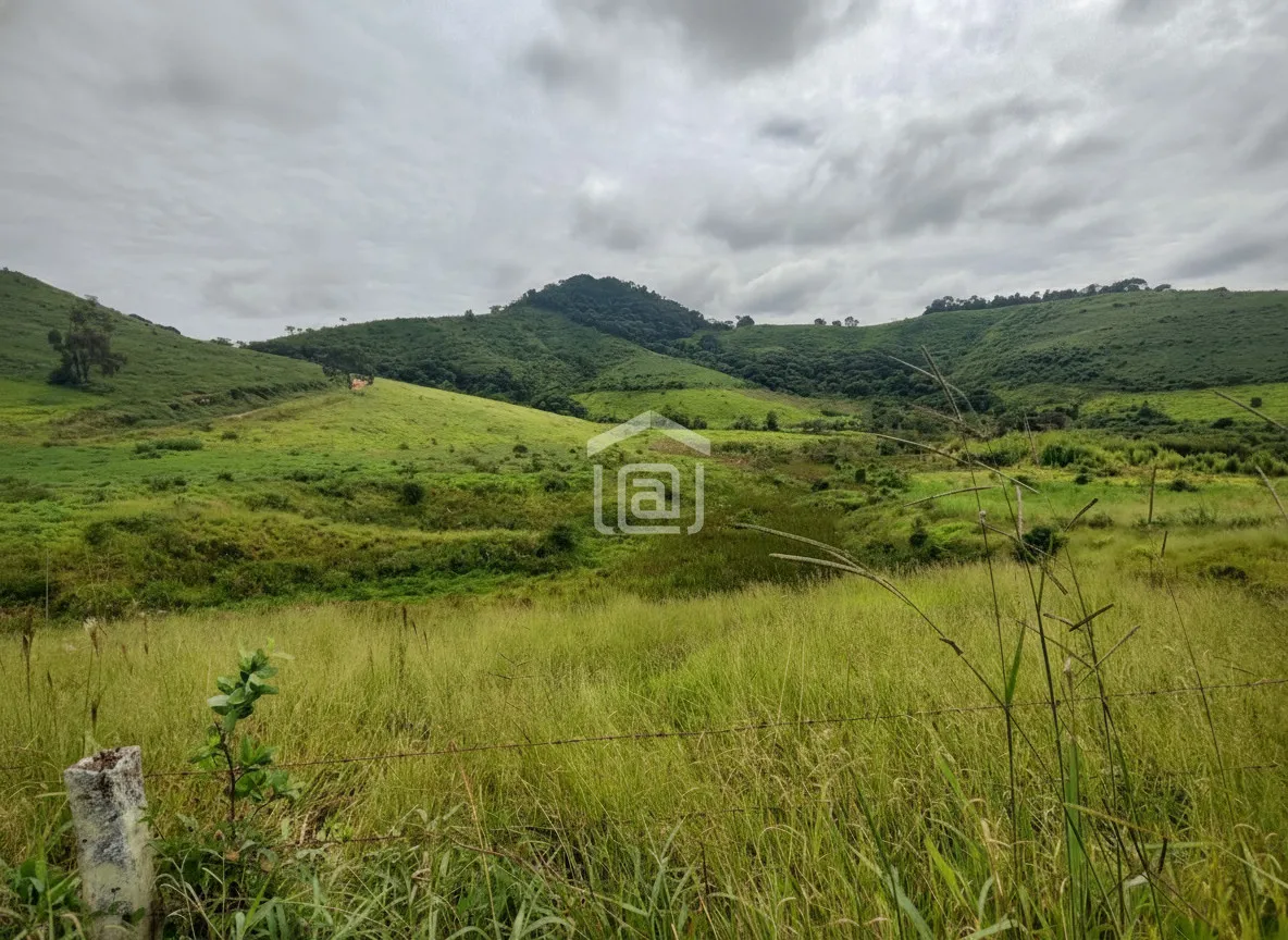 Imagem Fazenda 0,03 ha à venda em Zona Rural, Poços de Caldas