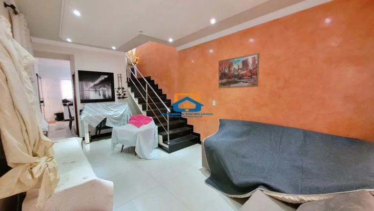 Imagem Já imaginou em morar em um imóvel lindo, casa duplex, espaçosa, acabamento diferenciado, em uma excelente localização no bairro Residencial Bethânia.