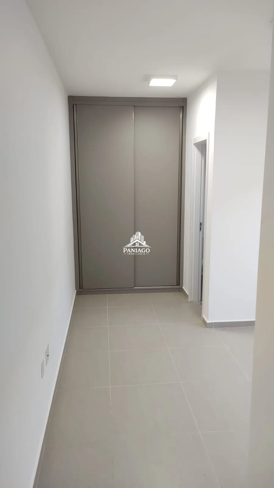 Imagem Casa em Condomínio 3 dormitórios para alugar Petrópolis Várzea Grande/MT