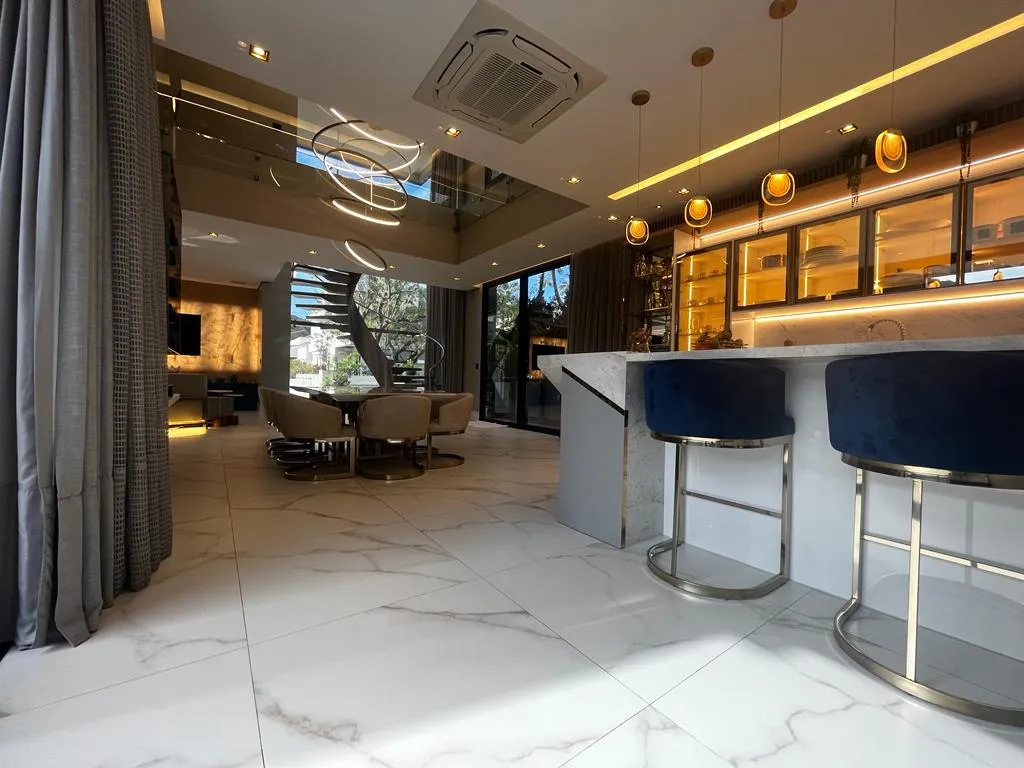 Imagem Casa com vista para o mar à venda com 650m2 por R$ 16.500.000,00