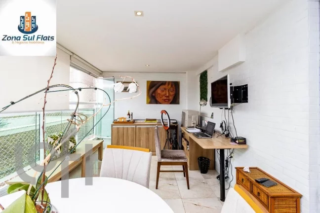 Imagem Apartamento á Venda Em Santo Amaro Com 2 Suítes e 2 Vagas - Varanda Gourmet