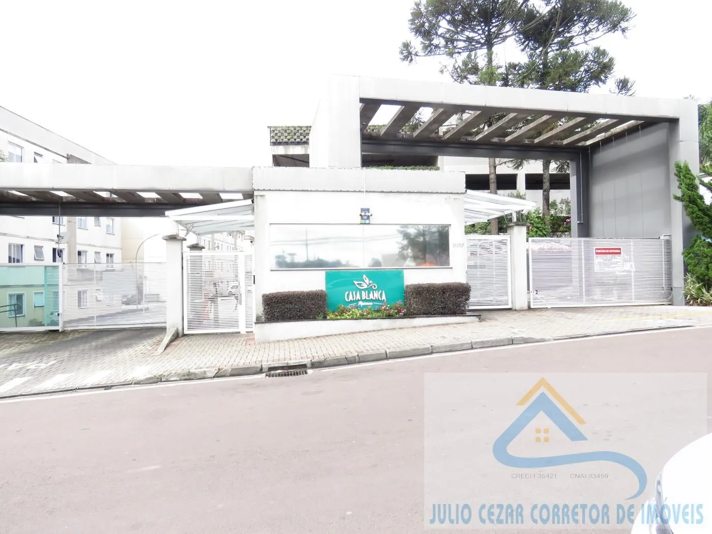 Foto do imóvel Apartamento para Venda em São José dos Pinhais, Santo Antônio, 2 dormitórios, 1 banheiro, 1 vaga em Rua Francisco Dal`Negro, 3057 - Santo Antônio, São José dos Pinhais - PR