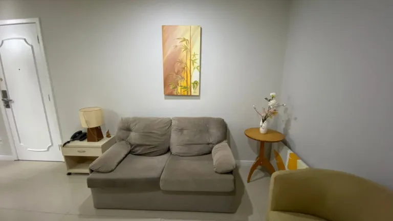 Imagem Flat com 2 Quartos à Venda ou Locação, 60 m² em Jardim Renascença - São Luís