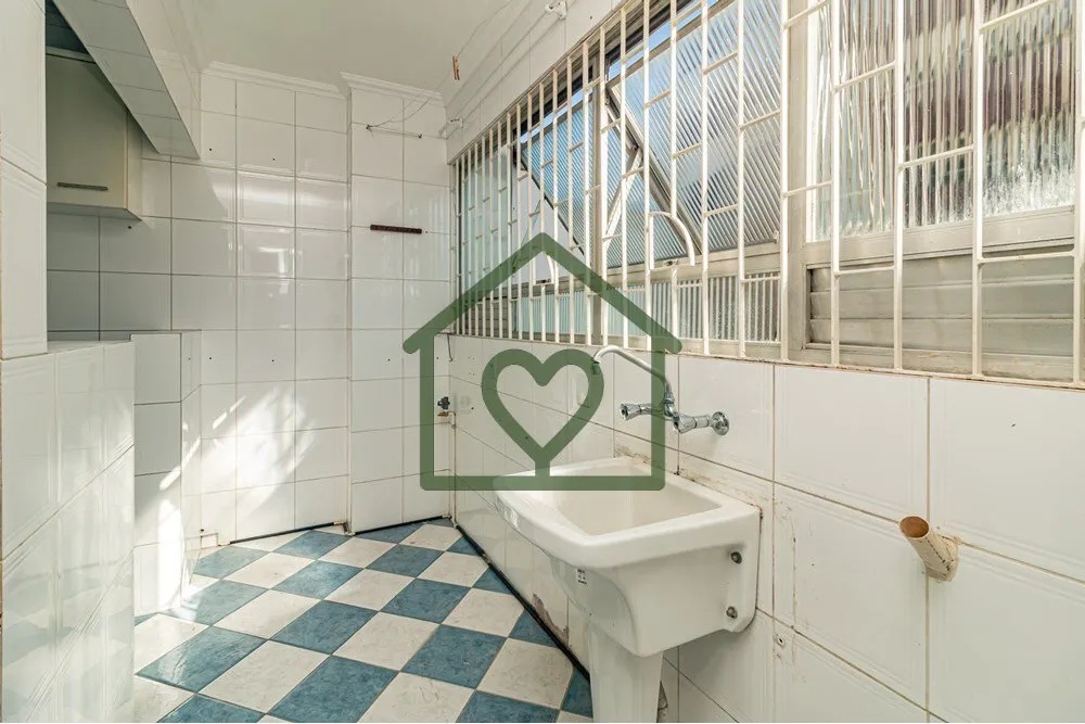Imagem Apartamento semi mobiliado no Jardim Lindoia em Porto Alegre com 127 m², 3 dormitórios, 1 suíte c...
