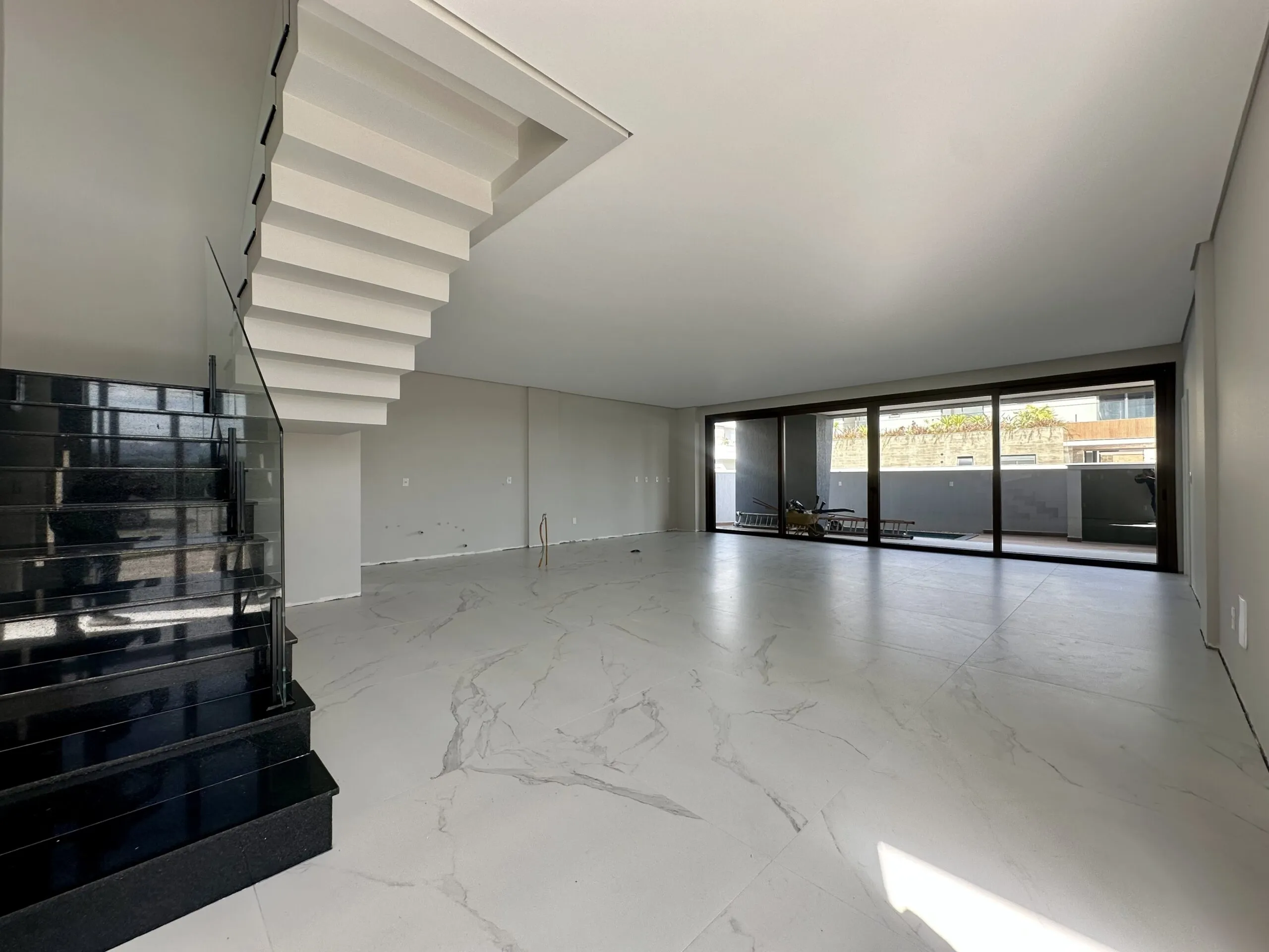 Imagem Casa à venda com 354m2 por R$ 8.500.000,00