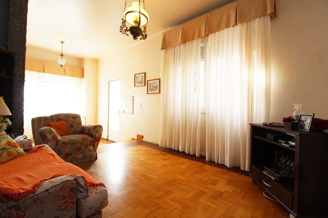 Imagem Casa à venda 4 quartos (dormitórios), suíte, 3 vagas - Partenon, Porto Alegre