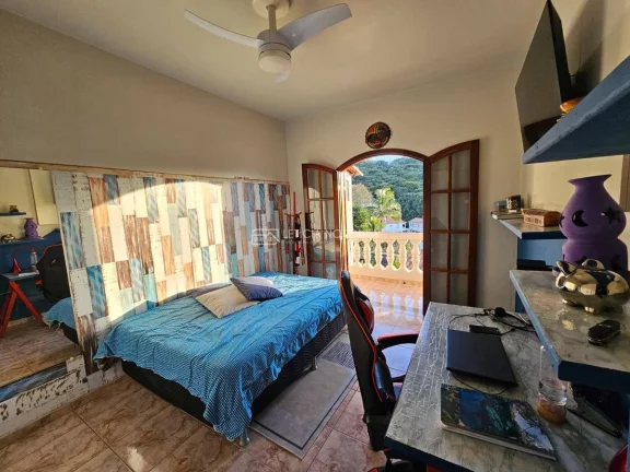 Imagem Casa à Venda