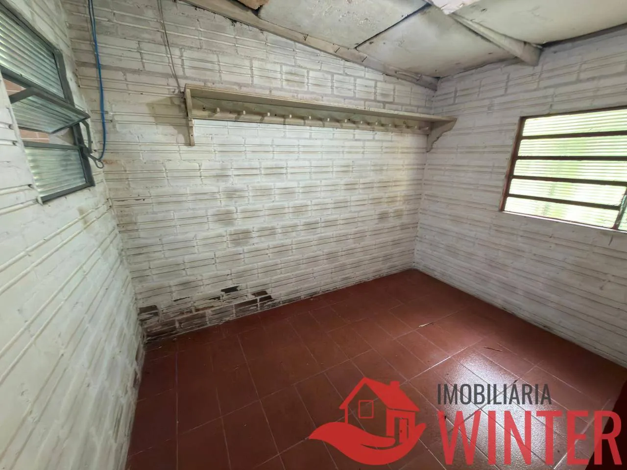 Imagem Imóvel com 2 casas e um galpão