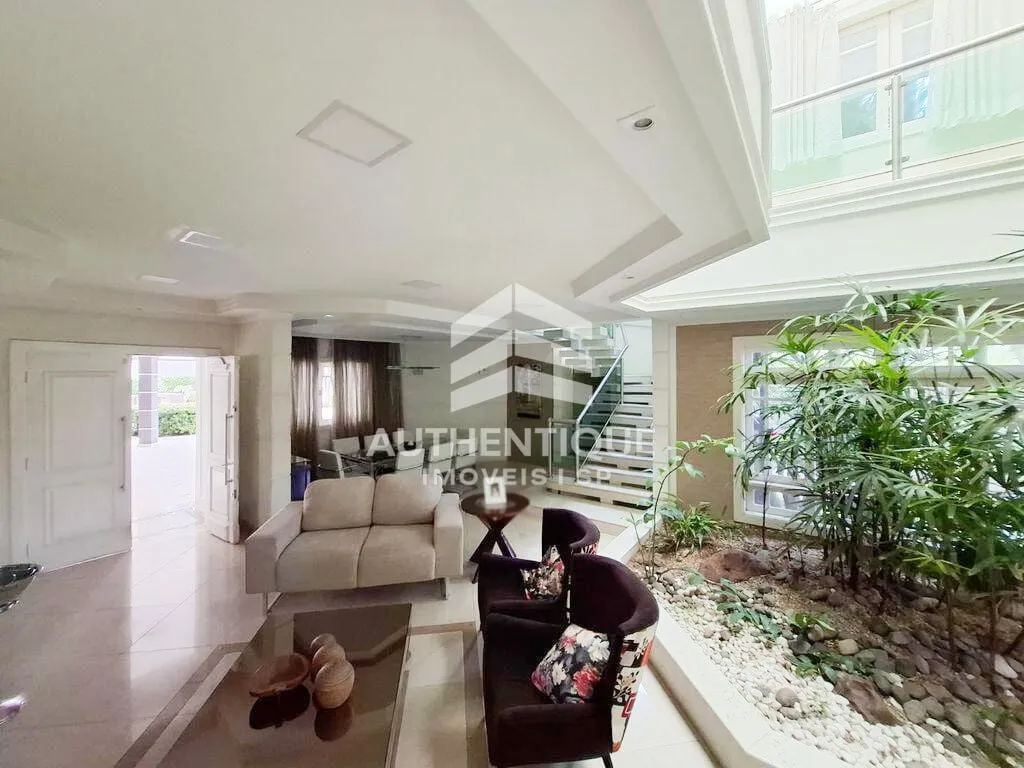 Imagem Casa Alto Padrão em Jardim Medina, Poá/SP