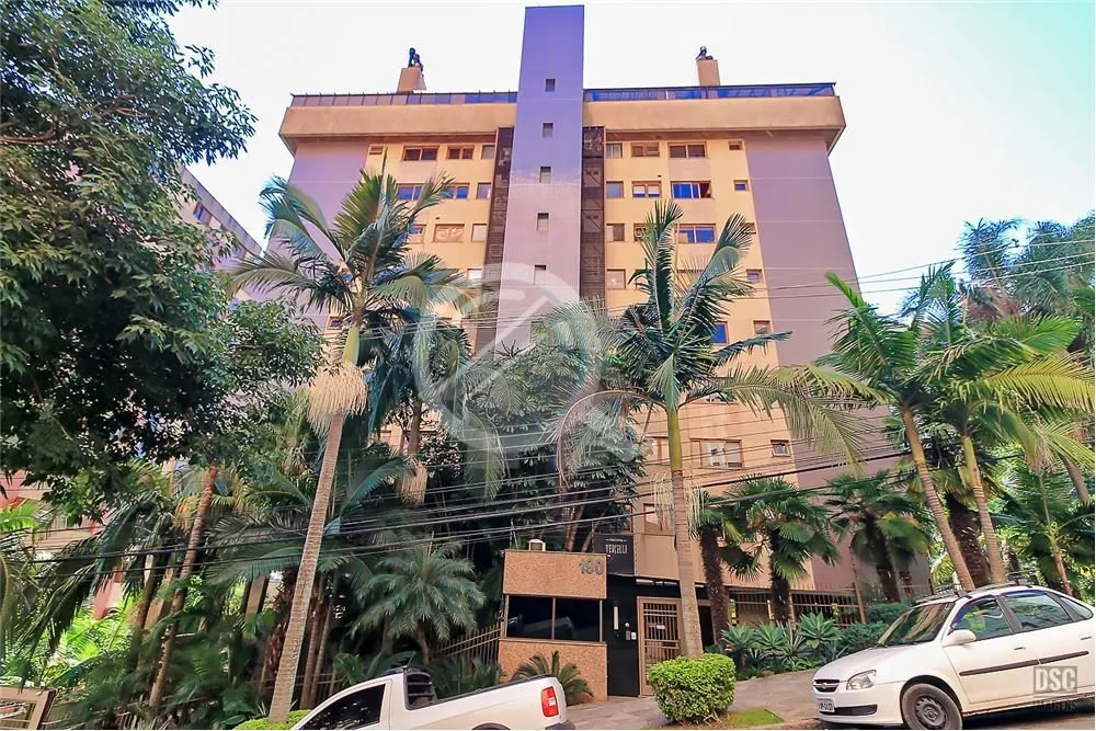 Imagem Apartamento de alto padrão, com 4 dormitórios, localizado no bairro Bela Vista, em Porto Alegre. C...