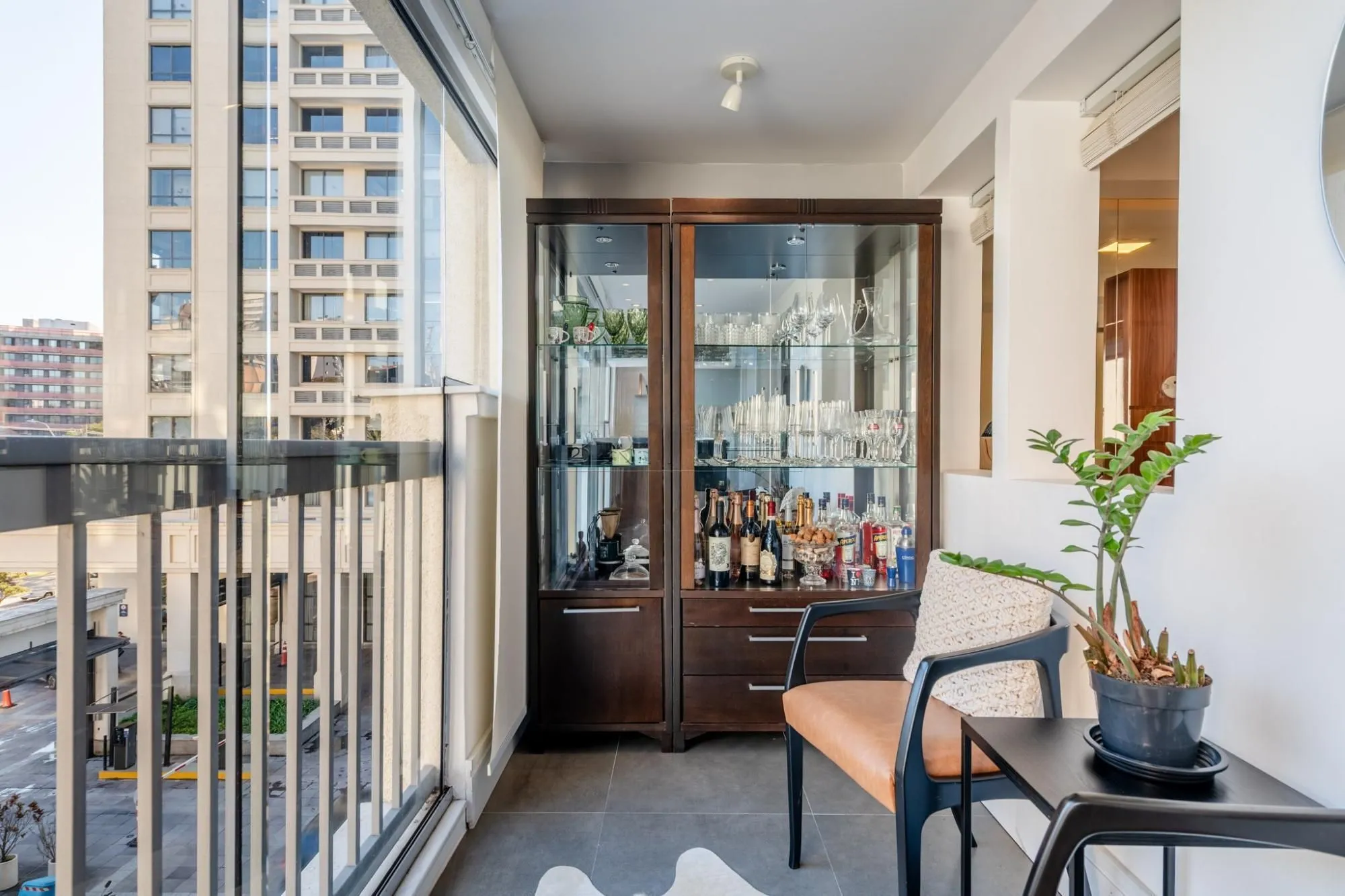 Imagem Apartamento de 1 dormitório á venda em Três Figueiras, Porto Alegre.