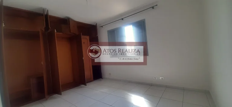 Imagem Alugo excelente Casa 3 Dorm. em Vila Friburgo - São Paulo