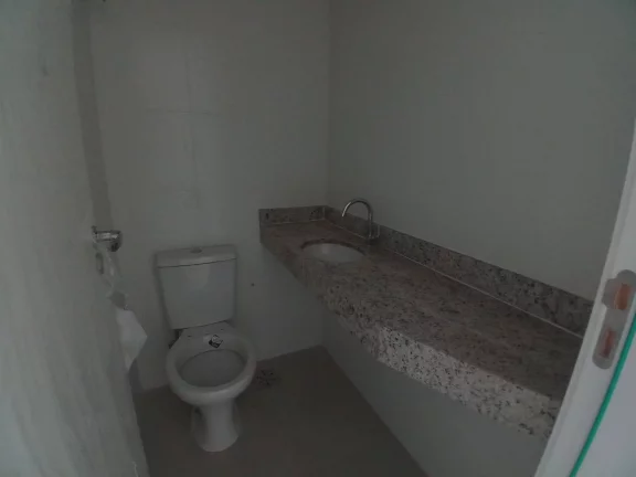 Imagem casa geminada, 2 suítes, 1 varanda,1 lavabo, 1 garagem