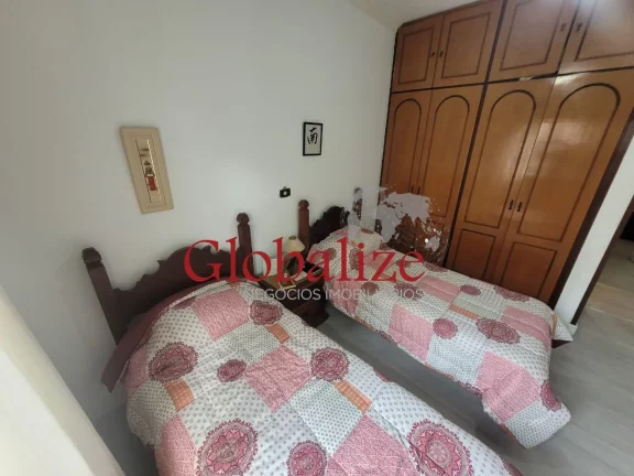 Imagem APARTAMENTO 02 QUARTOS + DEPENDÊNCIA DE EMPREGADA R$680.000,00, PRÓXIMO DA PRAIA, VILA RICA, APARTAMENTO ENORME E COM SACADA E LOCAL PRIVILEGIADO