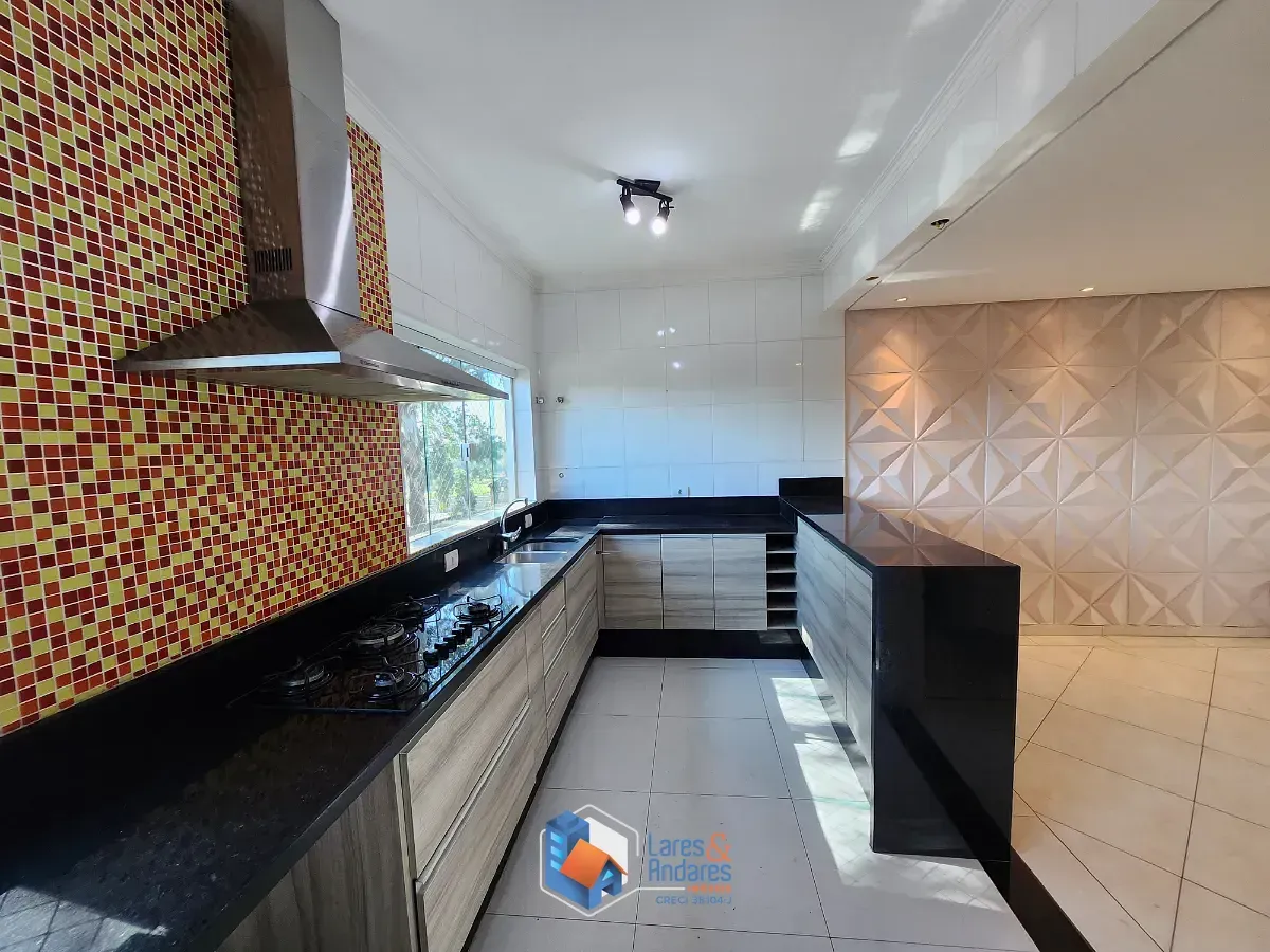 Imagem Casa no condomínio Condomínio M Thomazz para venda com 3 quartos, sendo 1 suíte, 147m²