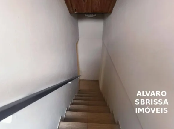 Imagem Chácara com 24 000m2 2 casas 2 barracões e piscina à venda próximo ao Pesqueiro do Tio Oscar em Itu SP Perfeita para morar ou alugar para Airbnb