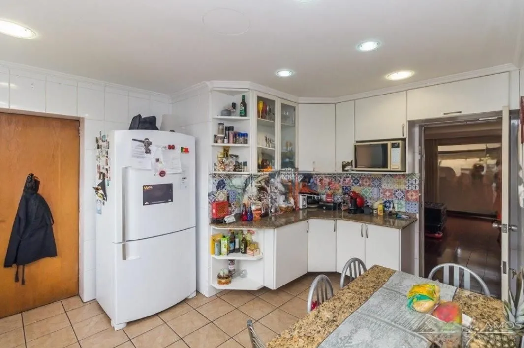 Imagem Apartamento 138m² 3 dormitórios no bairro Petrópolis